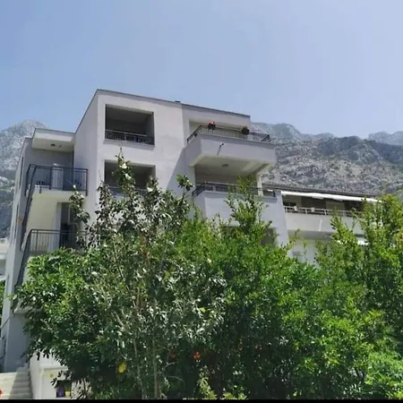 Paula Apartment *