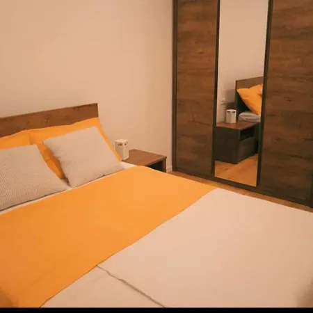 Apartman Paula * Makarska